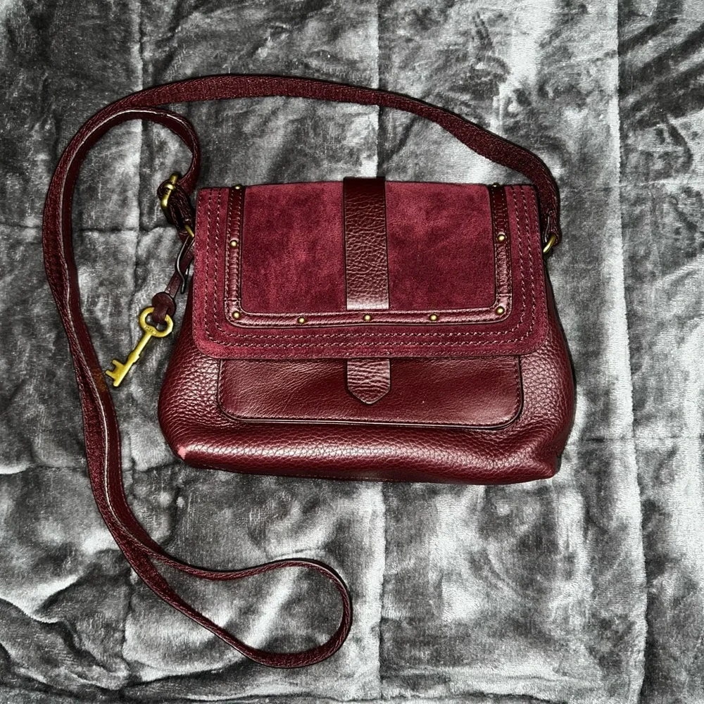 Fossil crossbody - Picture 1 of 8